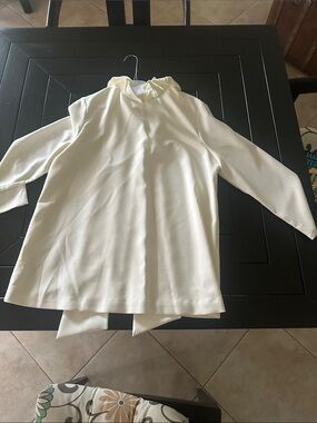 Tuckernuck Cream Long-Sleeve Tunic with Sash in the back